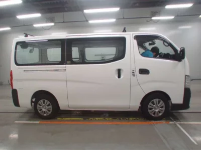 Nissan CARAVAN VAN
