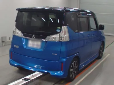 Mitsubishi DELICA D2