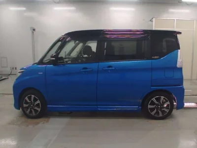 Mitsubishi DELICA D2