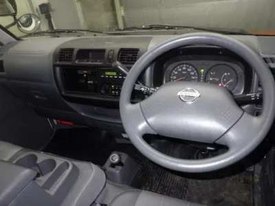 Nissan VANETTE VAN