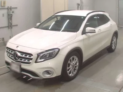 Mercedes-Benz GLA CLASS
