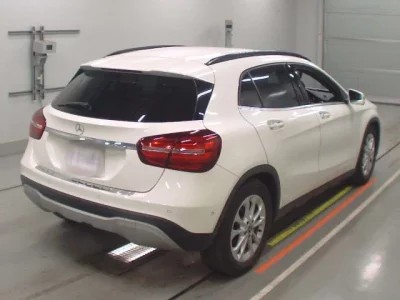 Mercedes-Benz GLA CLASS