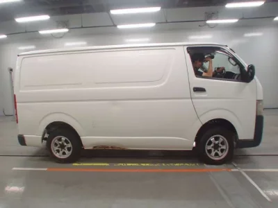 Toyota REGIUS ACE VAN