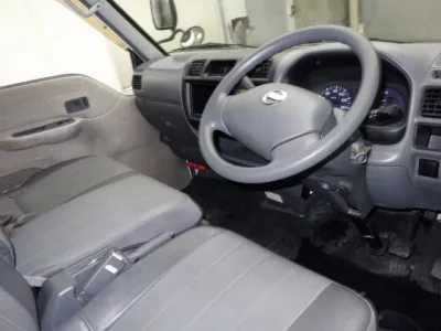 Nissan VANETTE VAN