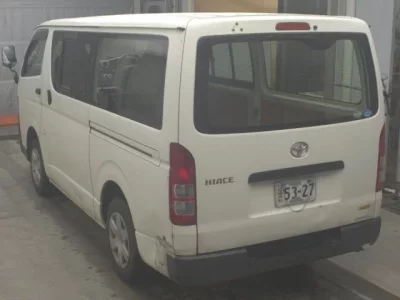 Toyota HIACE VAN