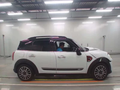 BMW MINI