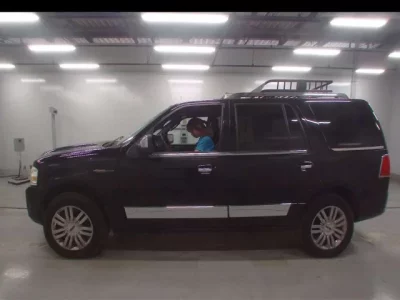 Ford LINCOLN NAVIGATOR