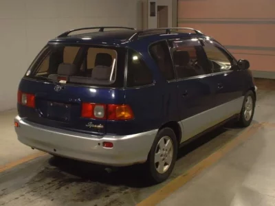 Toyota IPSUM