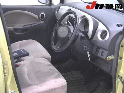 Daihatsu MOVE LATTE