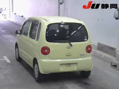 Daihatsu MOVE LATTE
