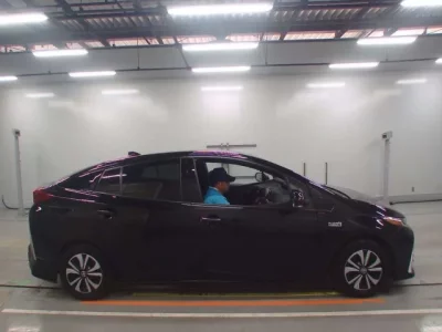 Toyota PRIUS PHV