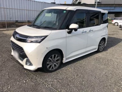 Toyota TANK