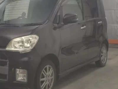 Daihatsu TANTO EXE