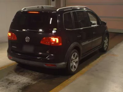Volkswagen GOLF TOURAN