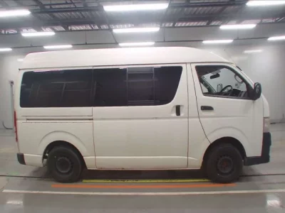 Toyota REGIUS ACE VAN