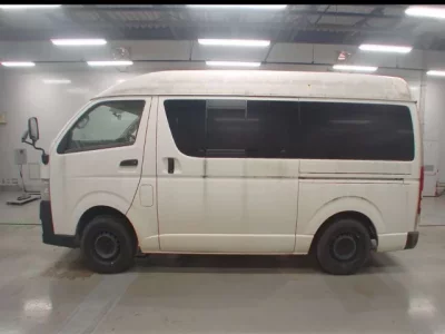 Toyota REGIUS ACE VAN