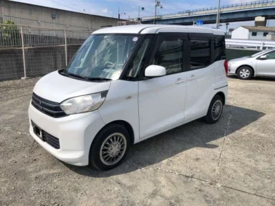 Mitsubishi EK SPACE