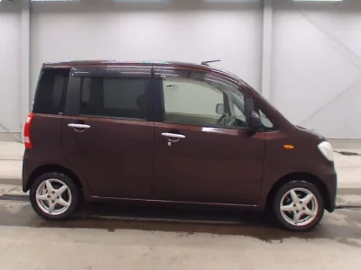 Daihatsu TANTO EXE