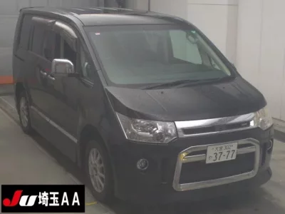 Mitsubishi DELICA D5