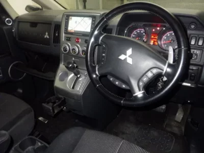 Mitsubishi DELICA D5