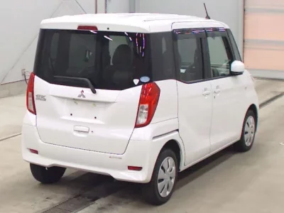 Mitsubishi EK SPACE