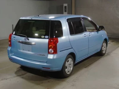 Toyota RAUM