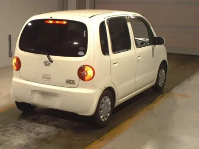 Daihatsu MOVE LATTE