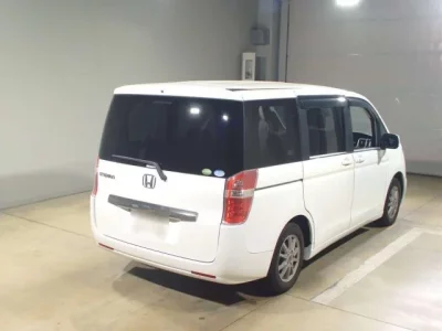 Honda STEP WAGON