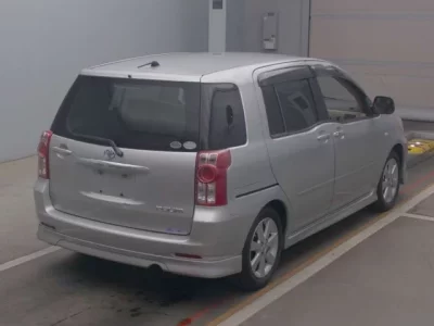 Toyota RAUM