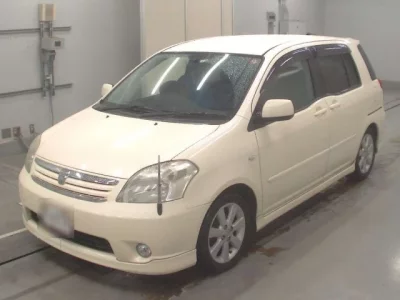Toyota RAUM