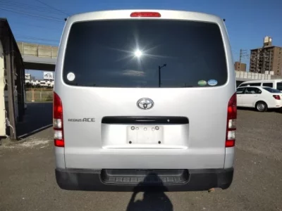 Toyota REGIUS ACE VAN