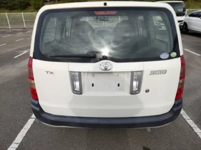 Toyota SUCCEED