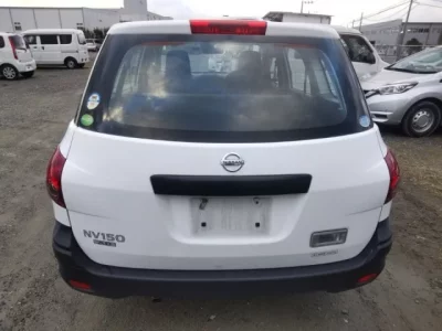 Nissan AD