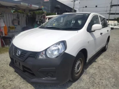 Nissan AD