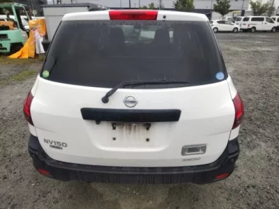 Nissan AD