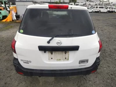 Nissan AD