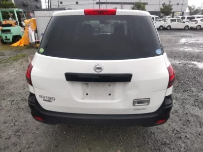 Nissan AD