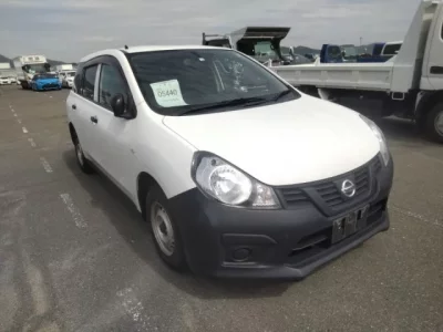 Nissan AD