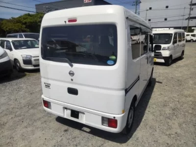 Nissan CLIPPER VAN