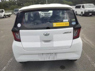 Daihatsu MIRA E S
