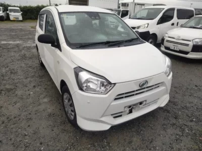 Daihatsu MIRA E S