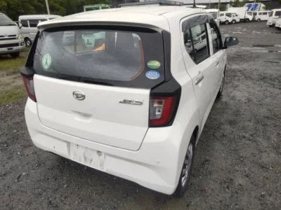 Daihatsu MIRA E S