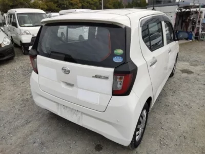 Daihatsu MIRA E S