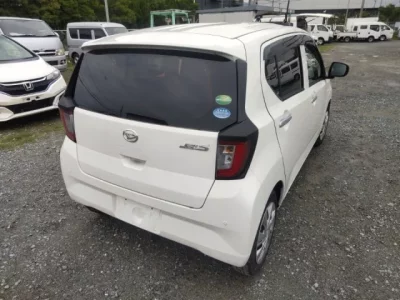 Daihatsu MIRA E S
