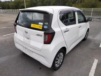 Daihatsu MIRA E S