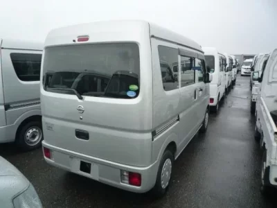Nissan CLIPPER VAN