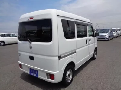 Nissan CLIPPER VAN