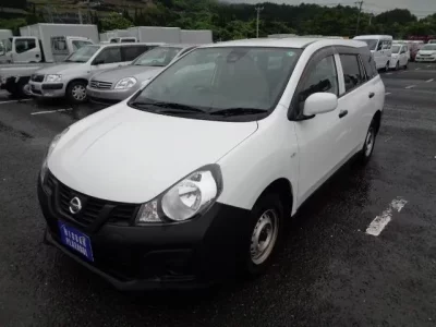 Nissan AD