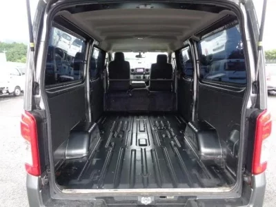 Nissan CARAVAN VAN