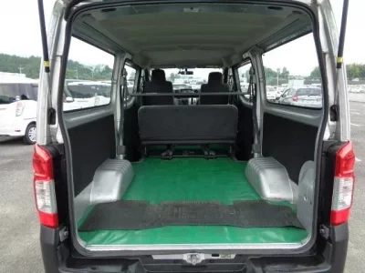 Nissan CARAVAN VAN